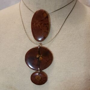Lot of 2 Pressed Wood & Resin Pendant Necklace
